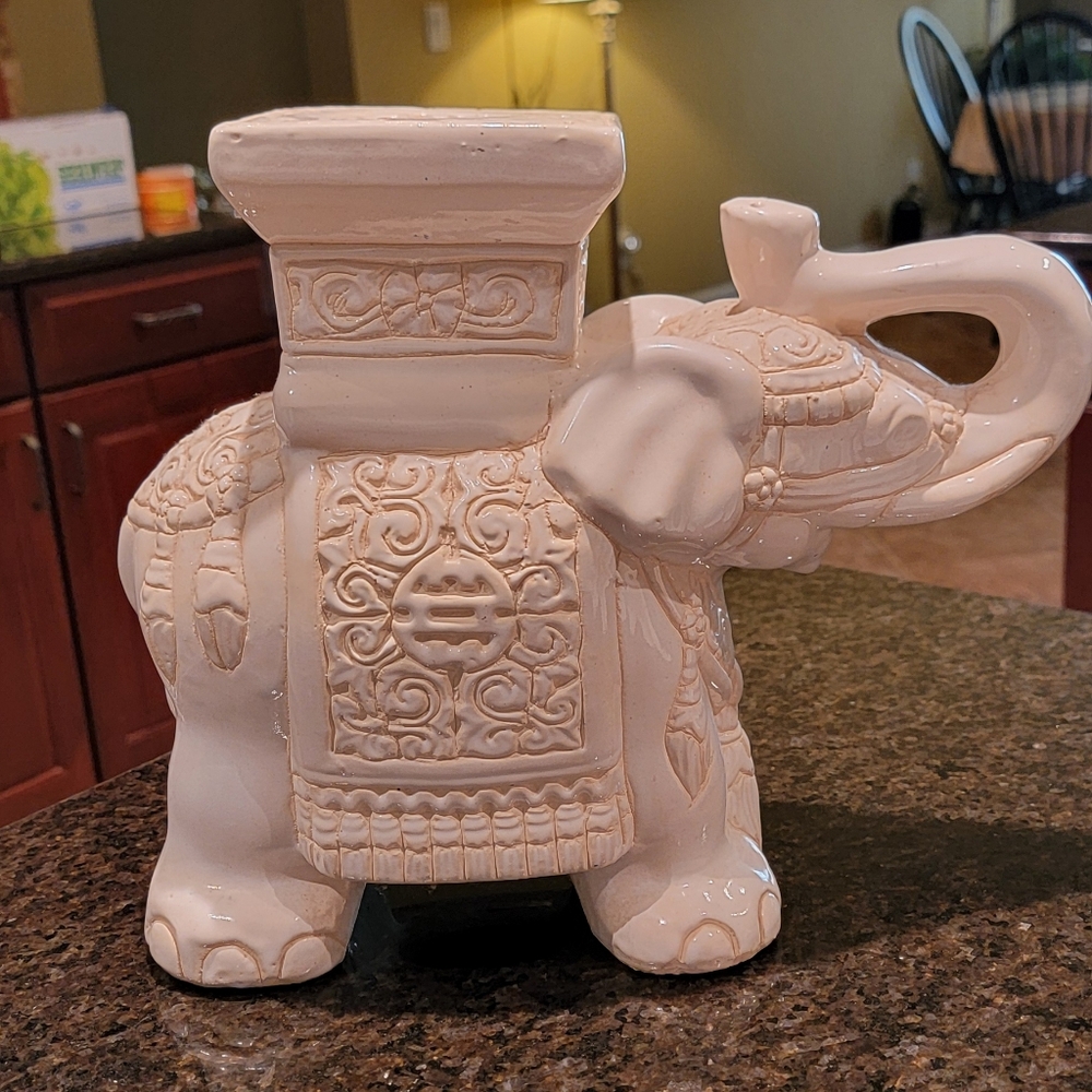 VINTAGE Boho Glased Ceramic Elephant Garden Stool